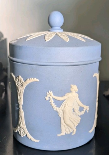 Schöne wedgwood deckeldose - schöne,